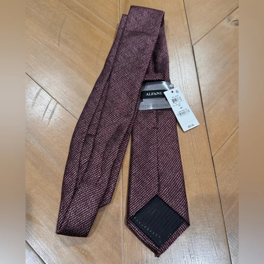 Alfani Mens Necktie Bell Solid Burgundy Slim Tie